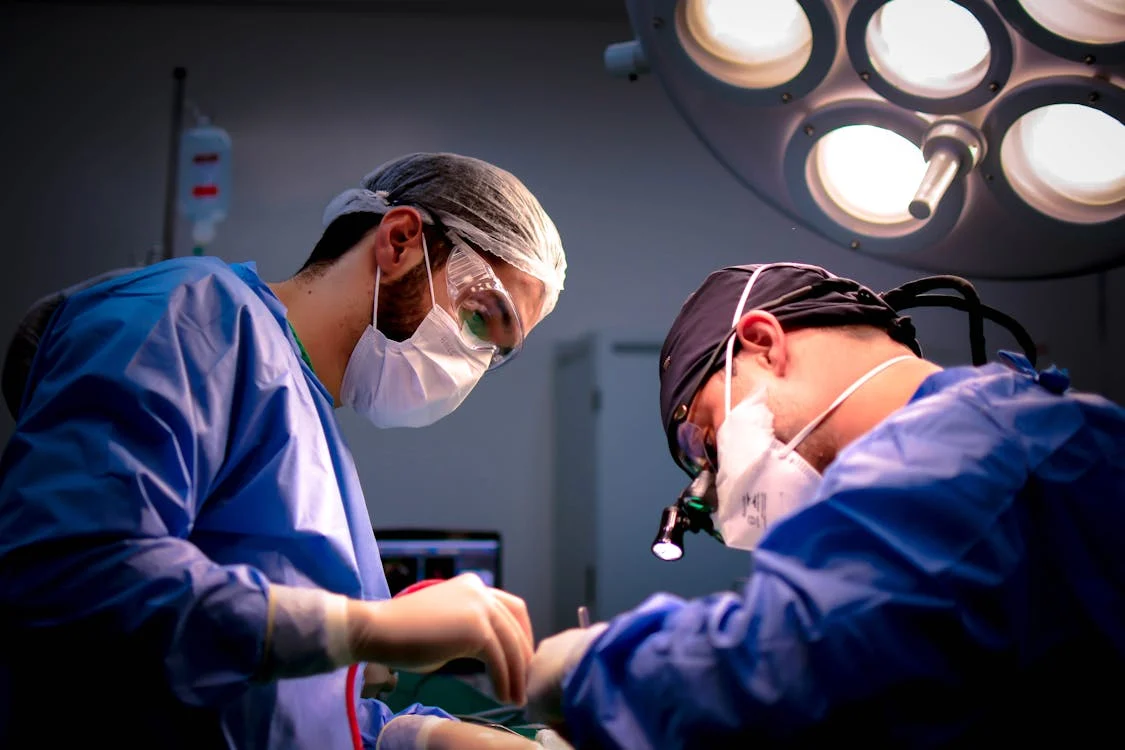 Role of Orthopedic Surgeons: Why Dr. Amit Agrawal is Considered One of the Best Orthopedists in Raipur